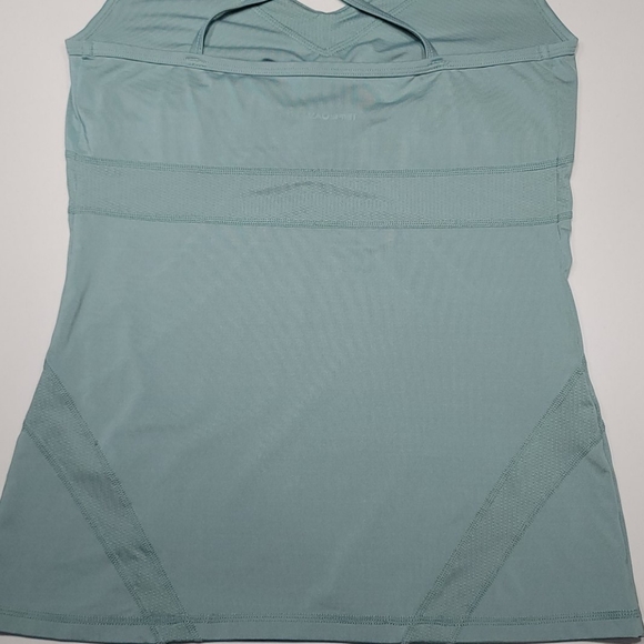 Workout Tank, Built-in Bralette - Picture 5 of 11